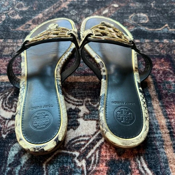 Tory Burch Metal Miller Stamped Snake Printed Leather Sandals Desert Roccia - Picture 4 of 8